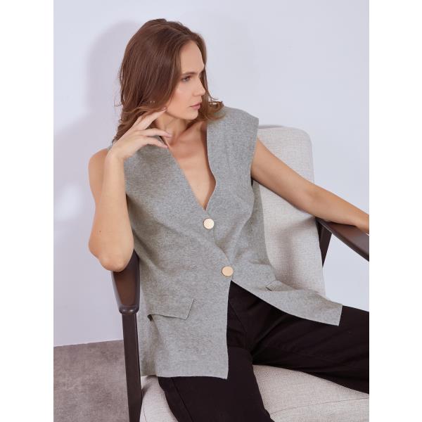 NOMANUAL☆SEVENTEENホシ着用CURVED VEST (2color) Vest knitted with metallic buttons curvy in grey, 24.99