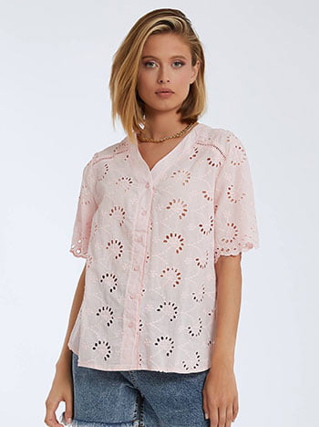Κιπούρ βαμβακερό πουκάμισο, v λαιμόκοψη, καμπύλη στο τελείωμα, διάτρητες λεπτομέρειες, ροζ ανοιχτο