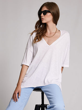 Βαμβακερή ασύμμετρη μπλούζα, v λαιμόκοψη, ύφασμα με ελαστικότητα, απαλή υφή, celestino collection, λευκο