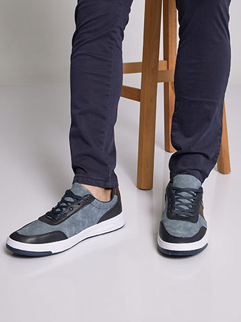 Ανδρικά παπούτσια σε συνδυασμό υφασμάτων σε σκούρο μπλε