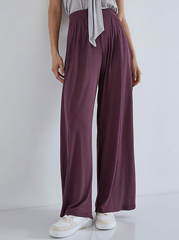 Wide leg trousers with pleats in wine red