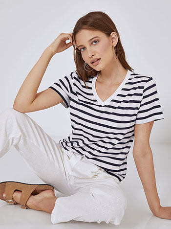 Cotton T-shirt with stripes in dark blue