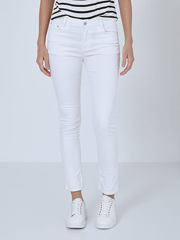 Skinny jeans in white