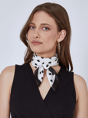 Polka dot neckerchief in white