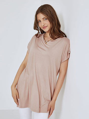 Long top with side slits in beige