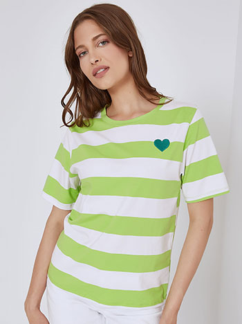 Μπλούζες/T-shirts Ριγέ T-shirt με καρδιά SM7612.4103+10