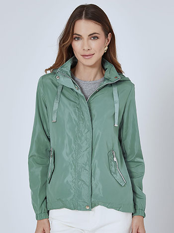 Windcheaters jacket with hoodie in green