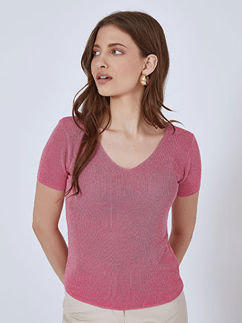 Top with metallic details in fuchsia