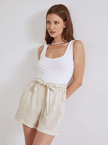 Linen shorts with detachable belt in light beige