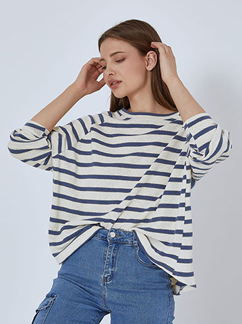 Striped top with metallic details in blue