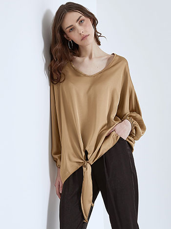 Top with tie in camel