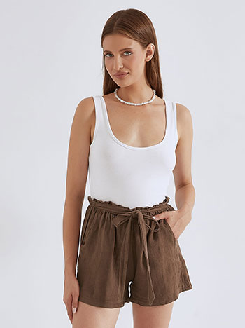 Linen shorts with tie in brown