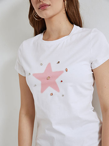T-shirt με αστέρι σε λευκό