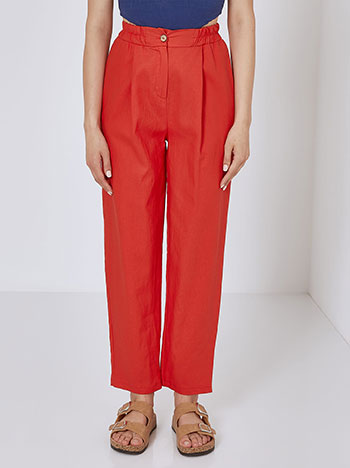 Monochrome trousers with linen in light red