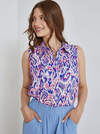 Printed shirt with point collar in blue