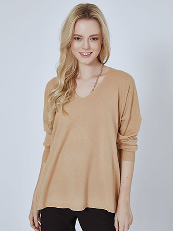 Soft touch sweater in beige