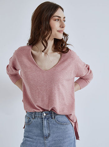 V neckline sweater in dusty pink