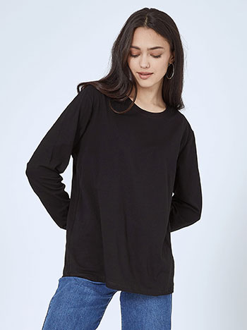 Top with cotton in black