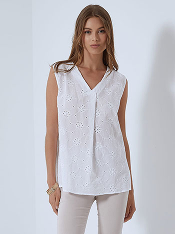 Κεντητή διάτρητη μπλούζα με πιέτα σε λευκό
