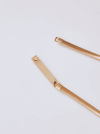 Belt slim metallic in gold - Pose3