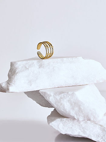 Ring with four rows in gold