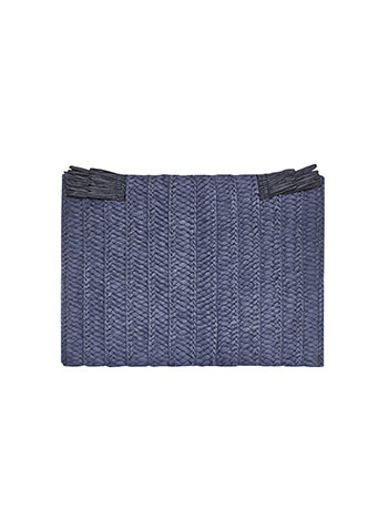 Clutch in dark blue - Pose2