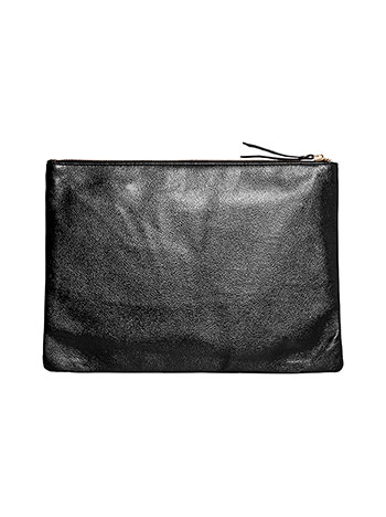 Bag metallic in black - Pose1