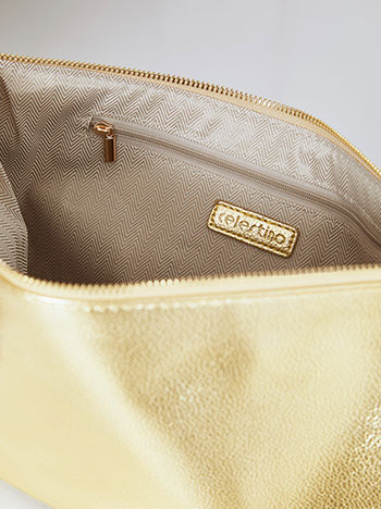 Bag metallic in gold - Pose3