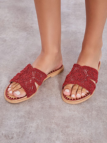 Sandals with crochet detail in dark red