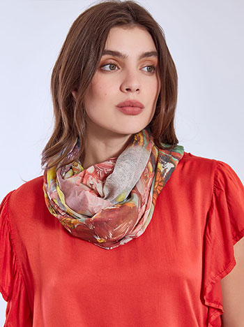 Scarf with butterfies in dusty pink