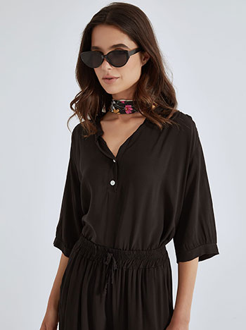 Top monochrome oversized in black