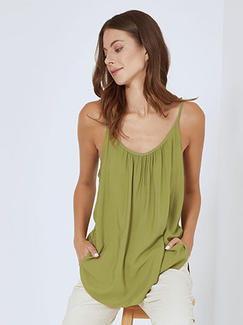 Top cotton with shirred details in olive green