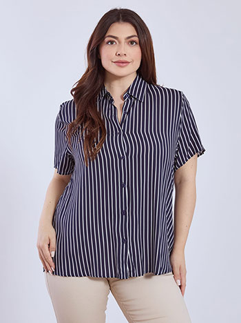 Shirt short sleeved striped in dark blue