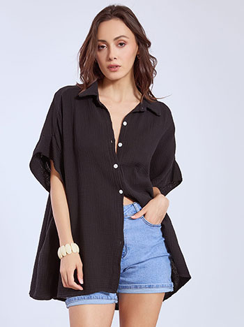 Shirt oversized with textured fabric in black
