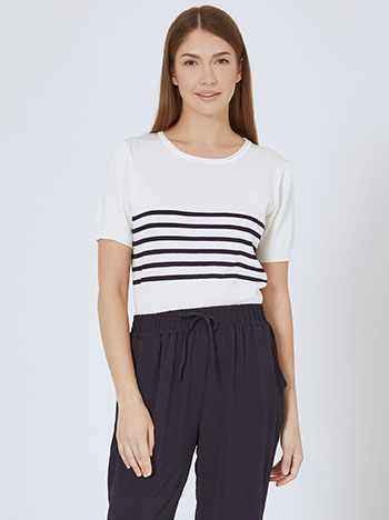 Top knitted with stripes in dark blue