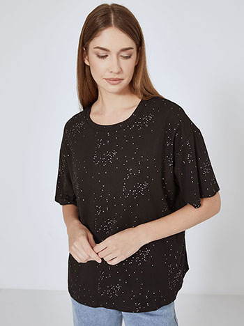 T-shirt with textured details in black