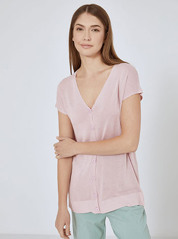 Knitted cardigan with buttons in lilac