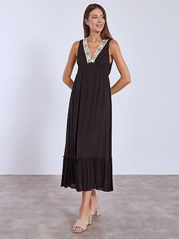 Dress maxi with neckline broderie detail in black