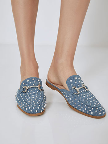 Mules with studs in blue