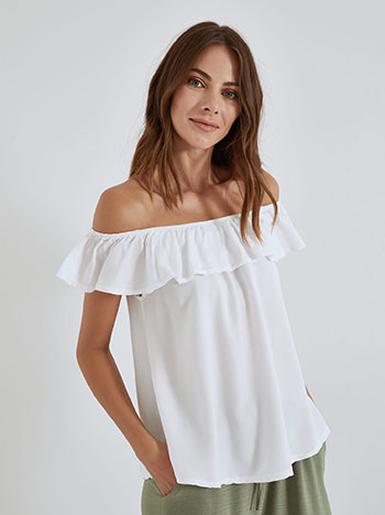 Top off the shoulder in white