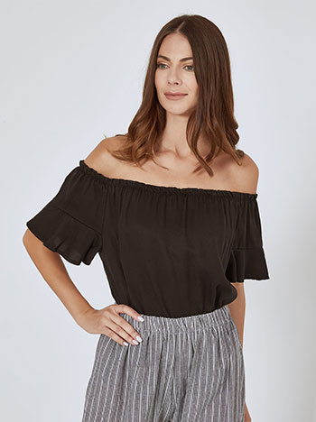Top with ruffles in black