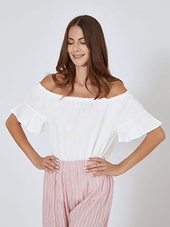 Top with ruffles in white