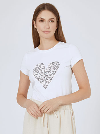 Τ-shirt με καρδιές strass σε λευκό