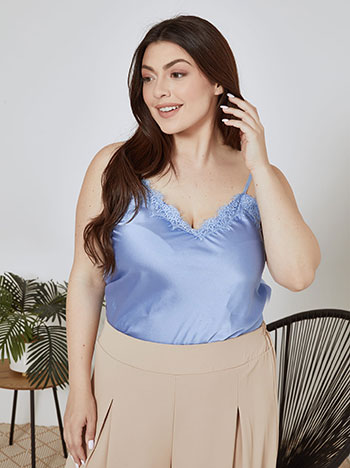 Lingerie με λεπτομέρειες δαντέλας σε μπλε ανοιχτό