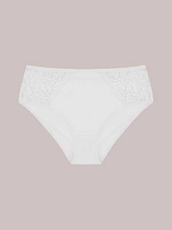 Plus size σλιπ ριπ με δαντέλα σε λευκό