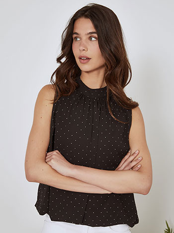 Top sleeveless with strass in black