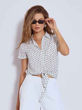 Shirt polka dot with tie in white