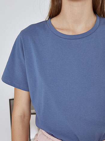T-shirt με βαμβάκι σε μπλε - Pose4