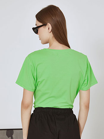 T-shirt with cotton in green - Pose1