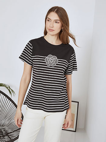 T-shirt with stripes and strass in black